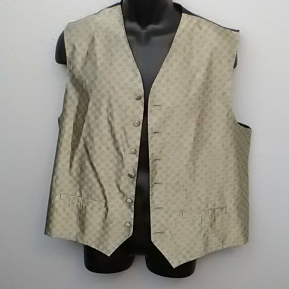 Louis Roth Large Vest - Picture 2 of 3
